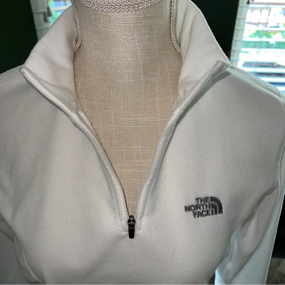 The north face fleece jacket - Picture 5 of 7